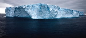 Гигантский айсберг