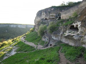 Пещера крепость Чуфут-Кале в Крыму